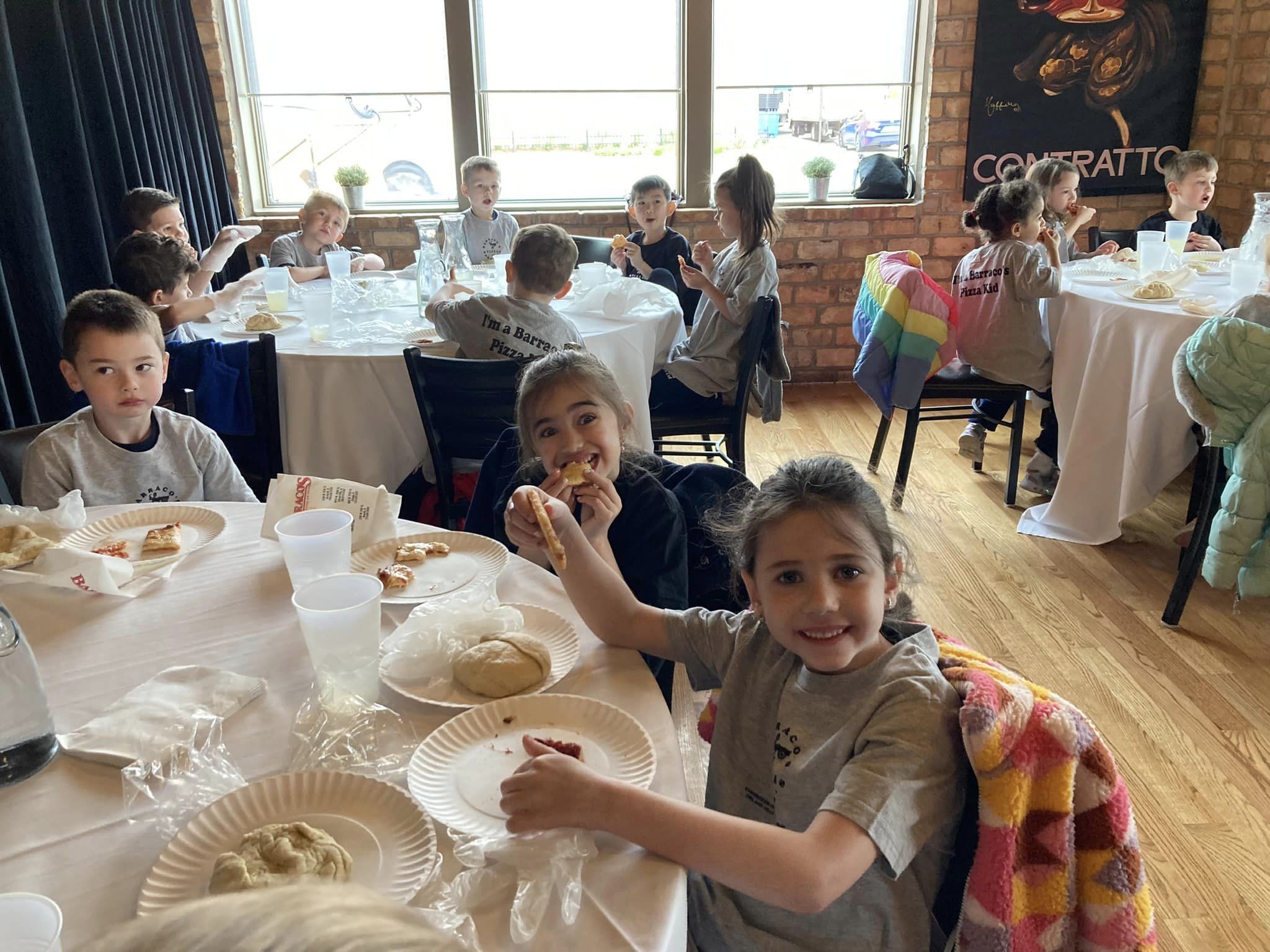 Kindergarten Field Trip to Barracos Pizza St Linus School